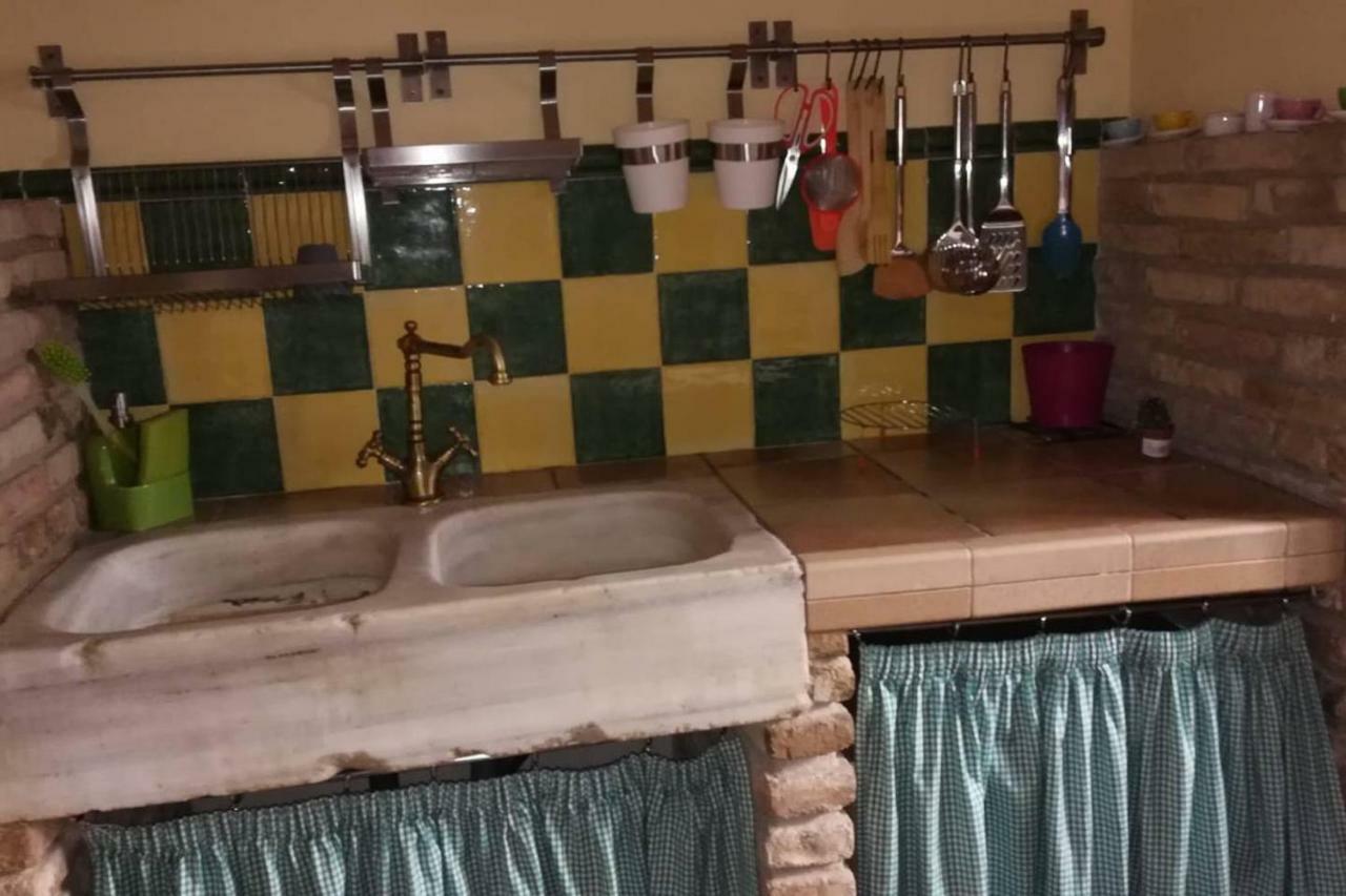 La Casita De Piedra Villa Villanueva del Rosario Luaran gambar